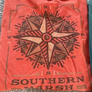 Southern marsh mens long sleeved pocket tee size m